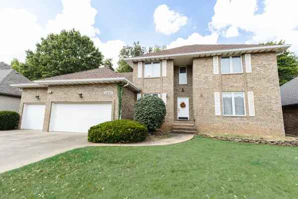 4883 S Buckingham Lane, Springfield, MO 65810