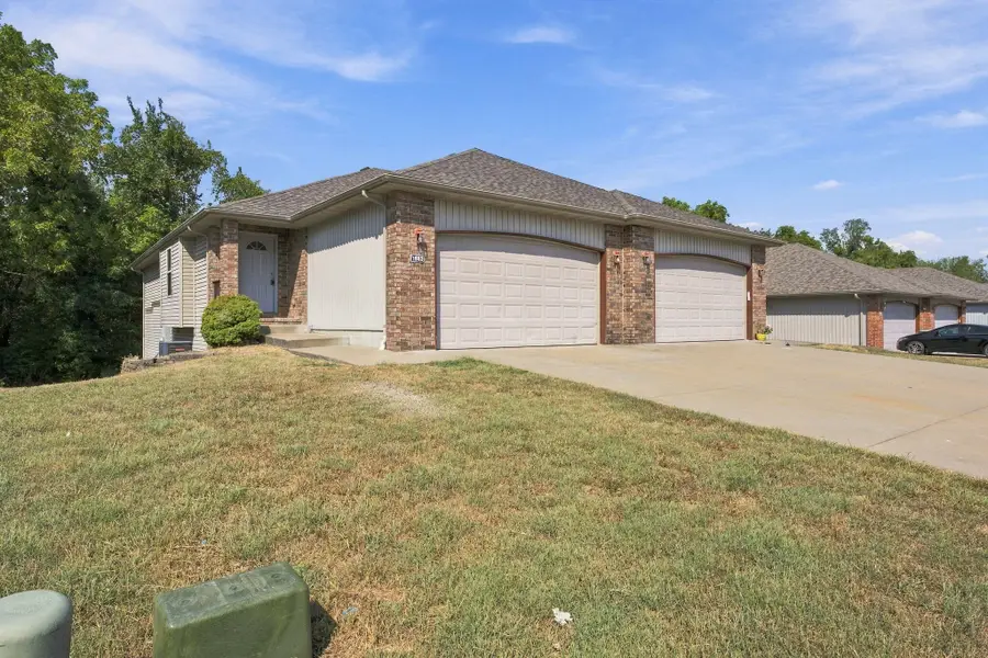 1981 S Farm Road 123, Springfield, MO 65807 - #2