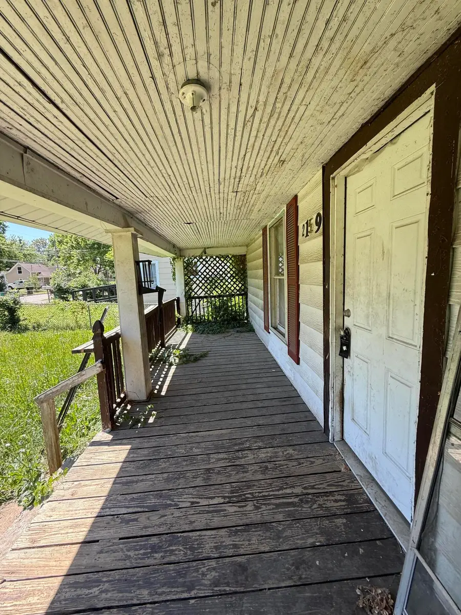 2159 N Taylor Avenue, Springfield, MO 65803 - #3