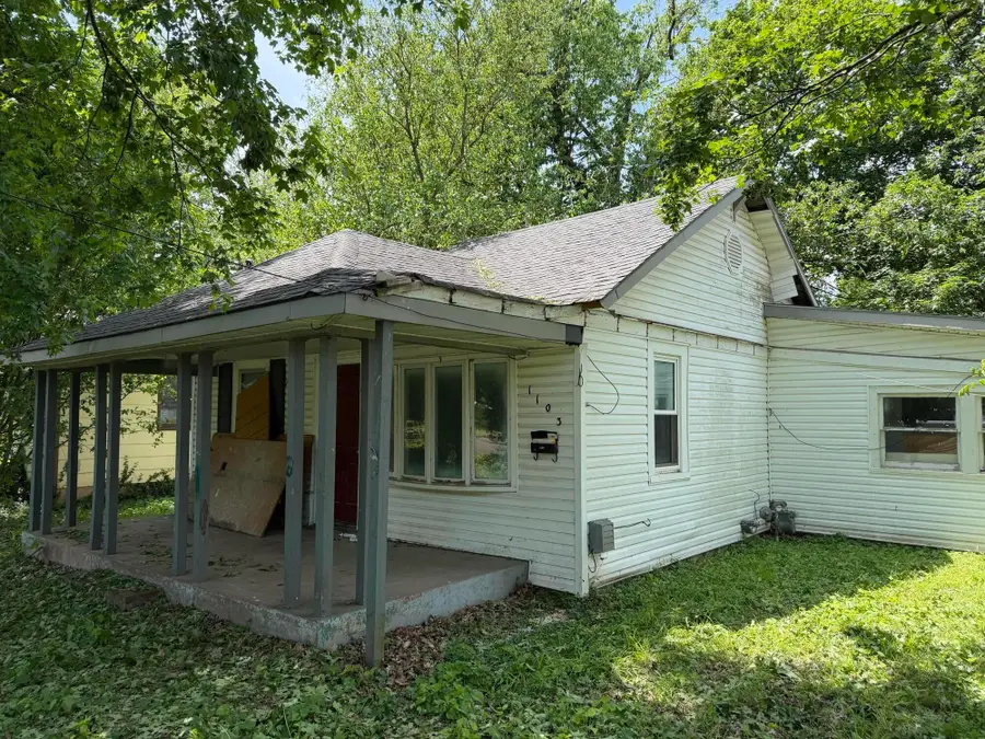 1103 N Ethyl Avenue, Springfield, MO 65802 - #2