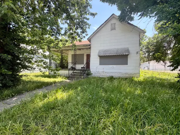 620 S Douglas Avenue, Springfield, MO 65806