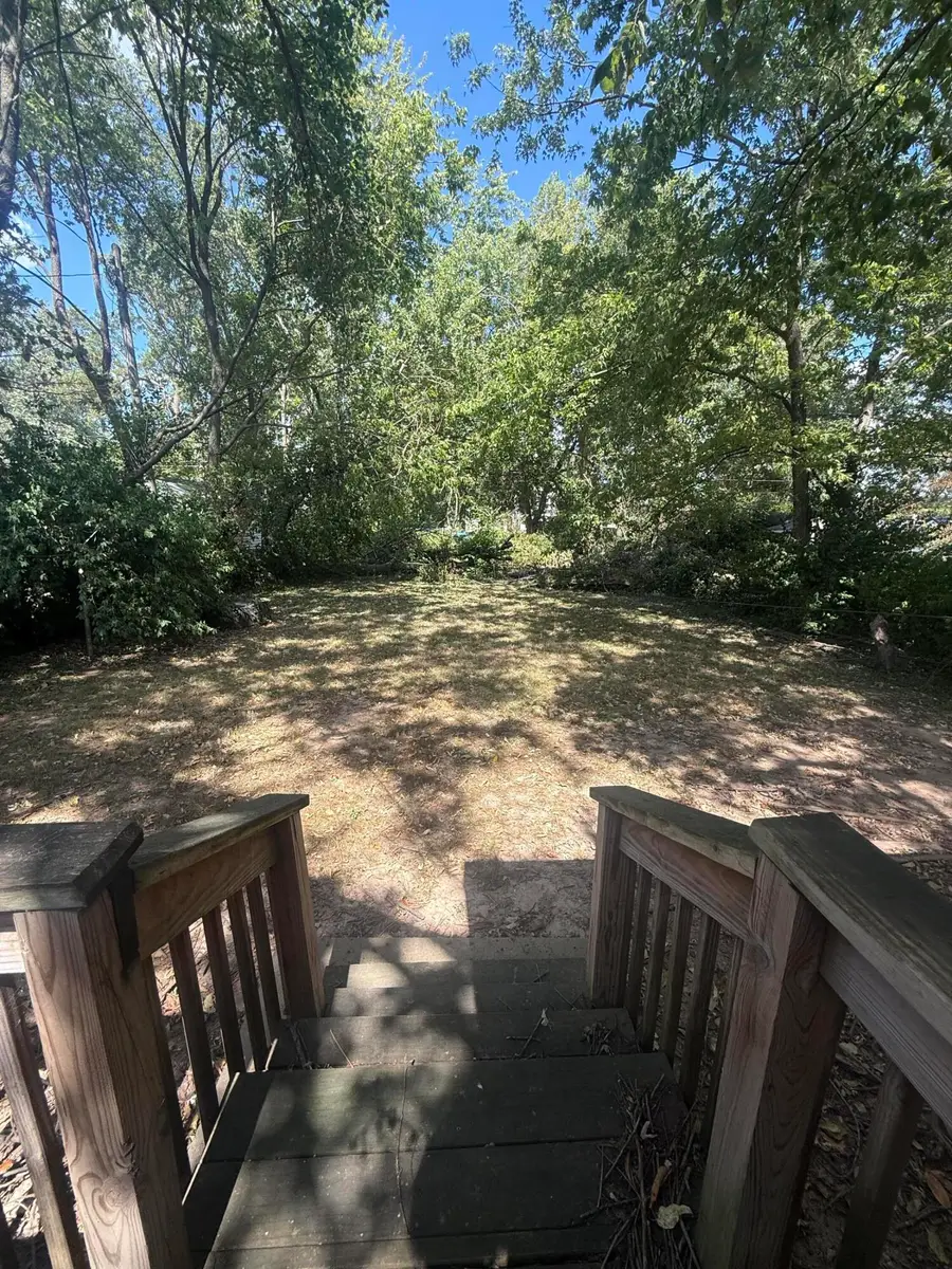 1323 W Poplar Street, Springfield, MO 65802 - #2