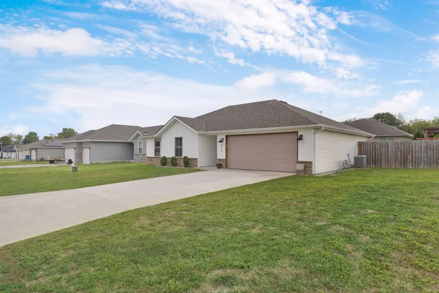 513 Mark Street, Billings, MO 65610 - #2