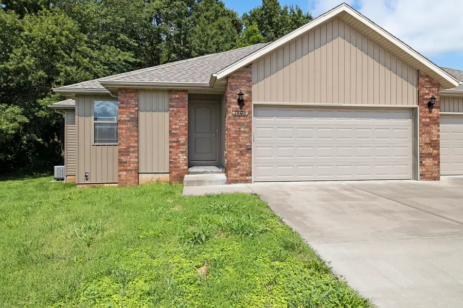 1904/1906 S Bryson Circle #1904/1906, Springfield, MO 65807 - #2