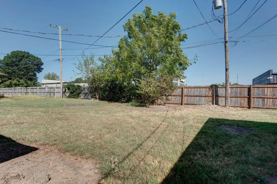 2747 E Mcdaniel Street #A & B, Springfield, MO 65802 - #3