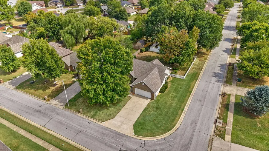 4370 S York Avenue, Springfield, MO 65810 - #2