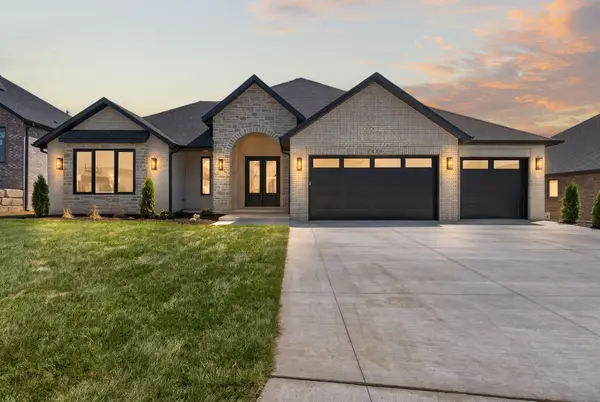 2050 N Silver Charm Avenue, Springfield, MO 65802