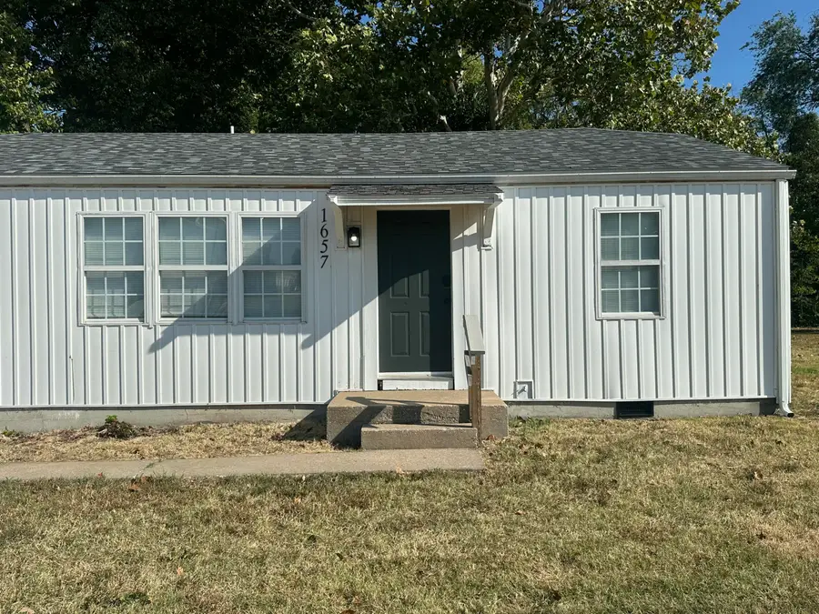 1657 E Division Street, Springfield, MO 65803 - #3