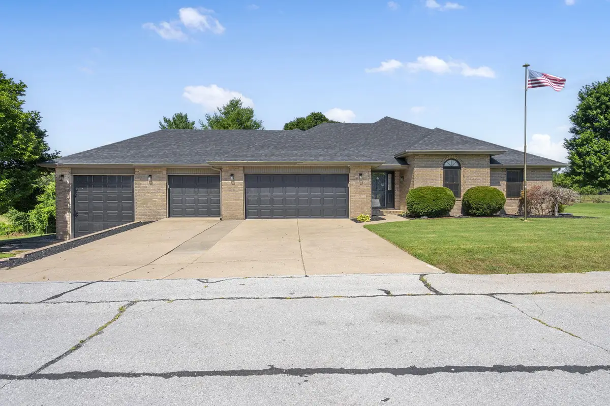 307 S 38th Street, Nixa, MO 65714 - #1