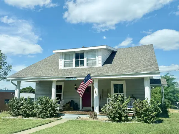305 E Church Street, Ozark, MO 65721