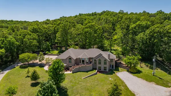 11755 N Farm Road 177, Fair Grove, MO 65648
