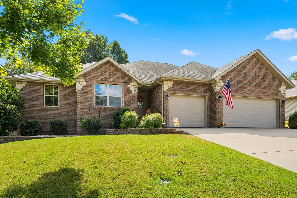 3852 W Village Terrace, Springfield, MO 65810 - #1