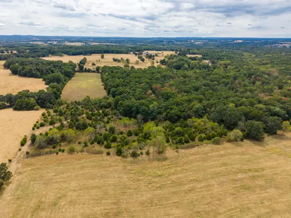 000 Highway 5, Hartville, MO 65667