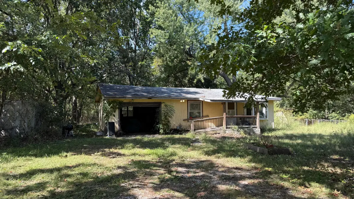 2813 N Farm Road 237, Strafford, MO 65757 - #1