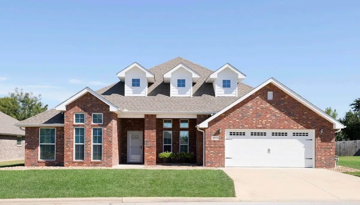 1003 Mckenzie Circle, Webb City, MO 64870 - #1