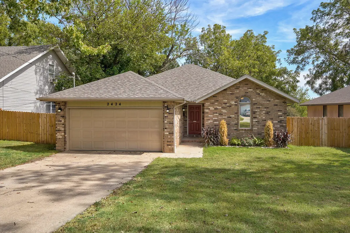 2424 N Campbell Avenue, Springfield, MO 65803 - #1