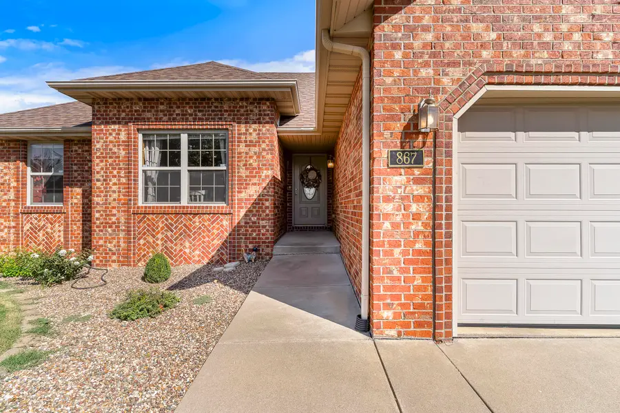 867 W Sole Drive, Nixa, MO 65714 - #2