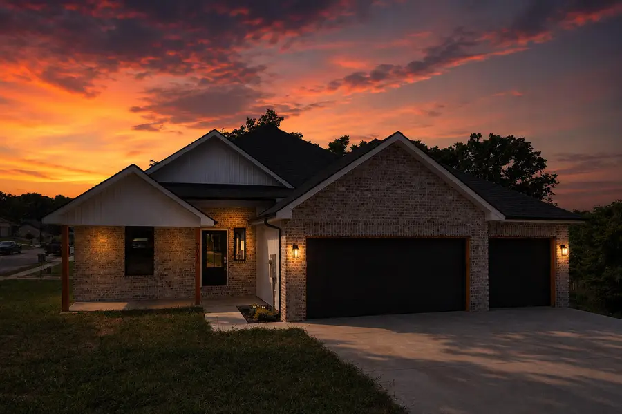 2014 Jay Street, Ozark, MO 65721 - #2