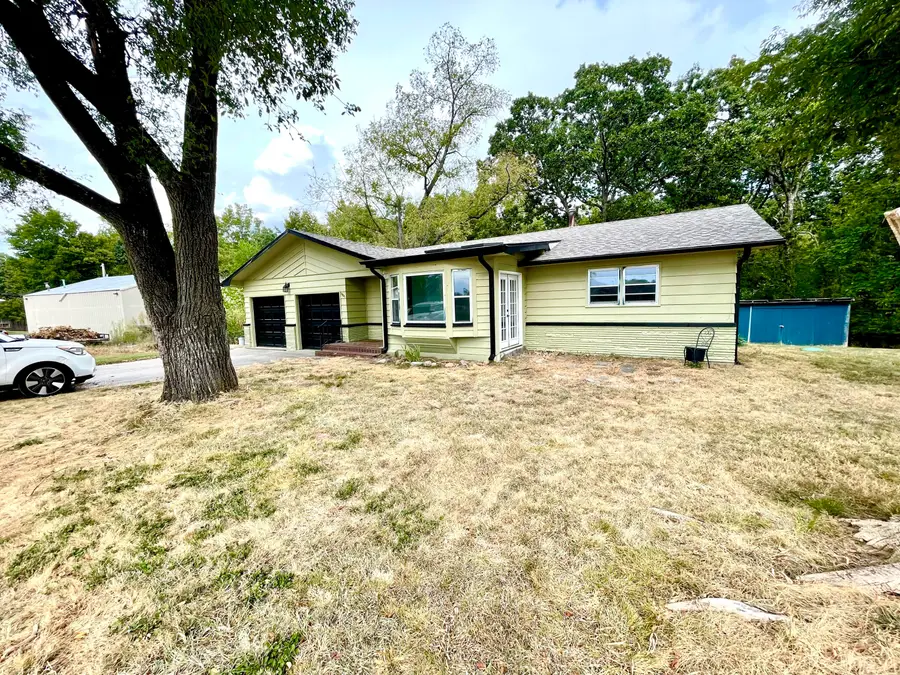 1906 Michael Lane, Nixa, MO 65714 - #3