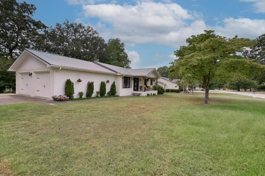 1014 Forest Circle Drive, Cassville, MO 65625 - #3