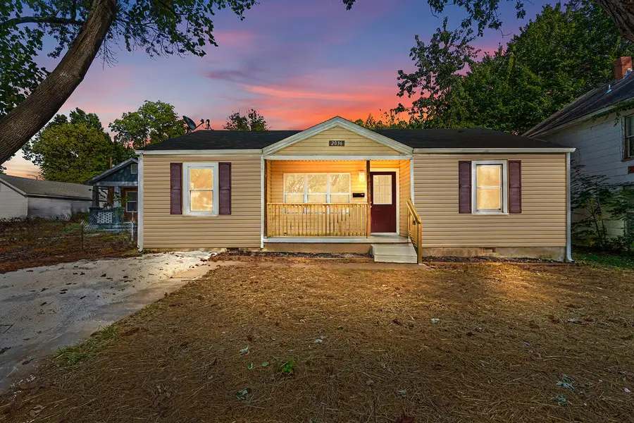 2036 N Pickwick Avenue, Springfield, MO 65803 - #2