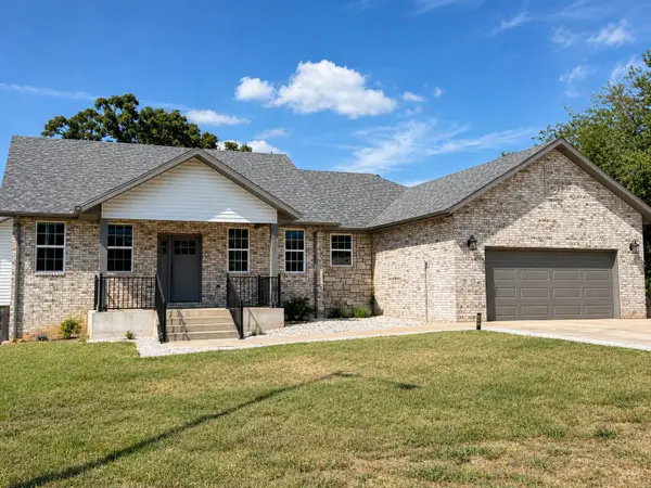 659 W Bridgewood Court, Springfield, MO 65803