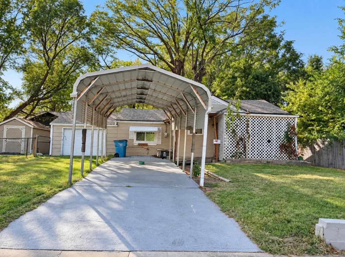 2209 N Main Avenue, Springfield, MO 65803 - #1