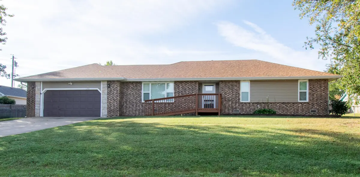 1300 E Rainey Street, Ozark, MO 65721 - #1