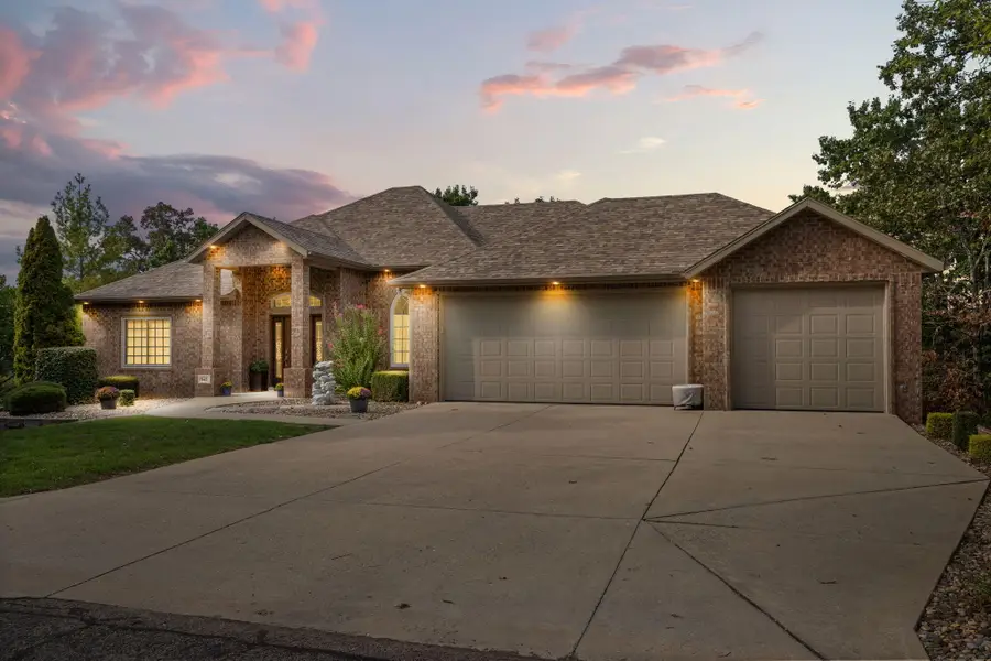 842 Silver Cliff Way, Branson West, MO 65737 - #2