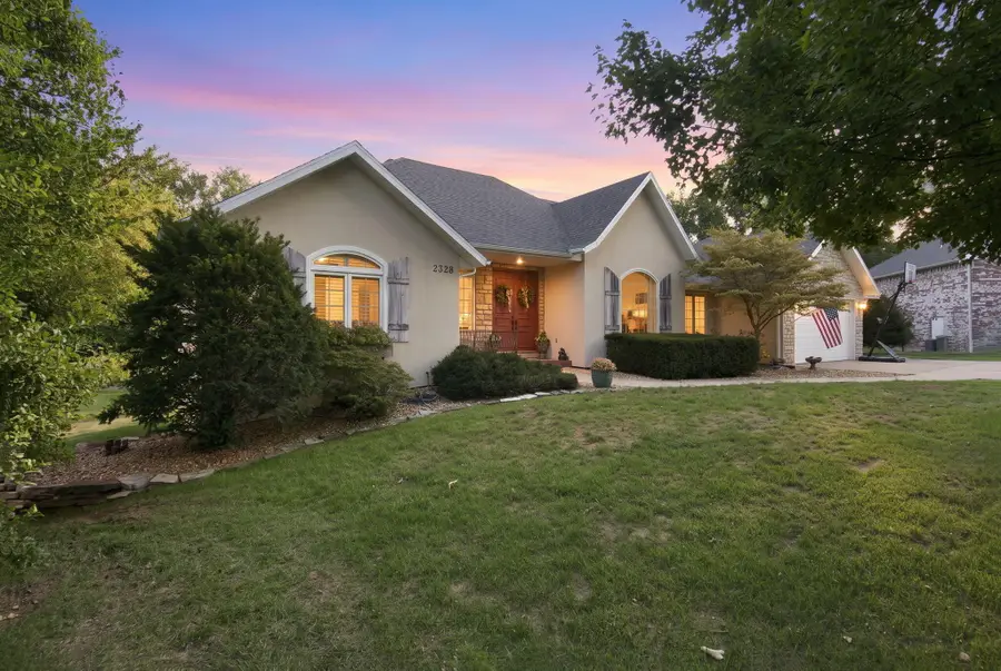 2328 S Wind Rose Place, Springfield, MO 65809 - #2