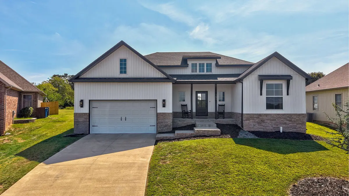 1608 E Fairwind, Ozark, MO 65721 - #1