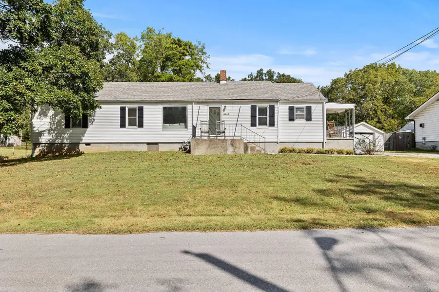 2119 W Farm Road 98 Drive, Springfield, MO 65803 - #2
