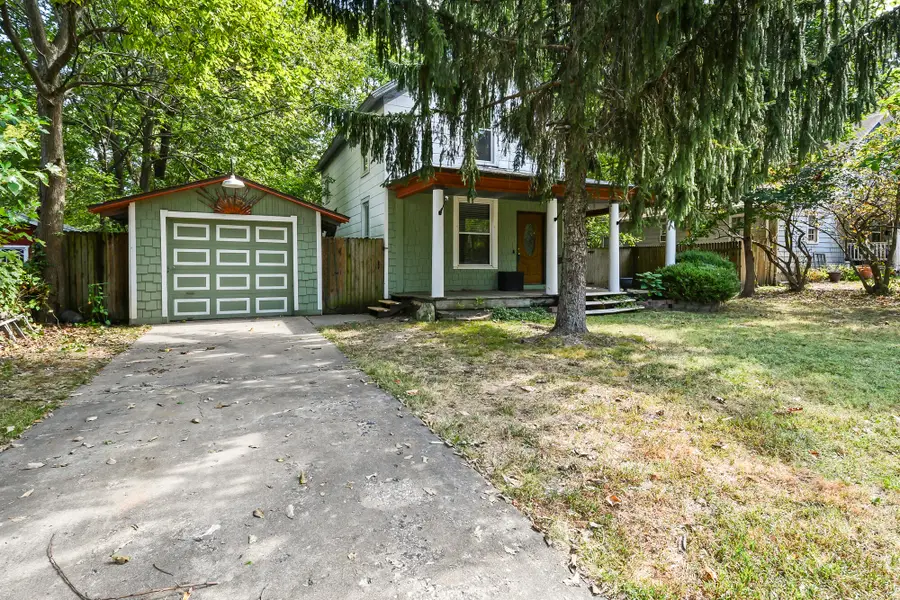 1908 N Robberson Avenue, Springfield, MO 65803 - #3