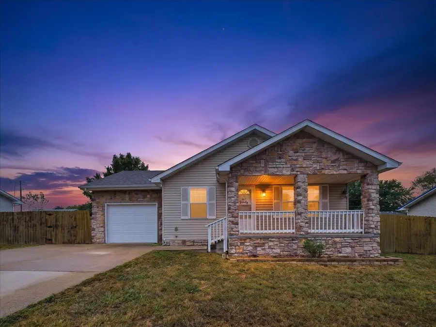 715 S Chestnut Street, Buffalo, MO 65622 - #2