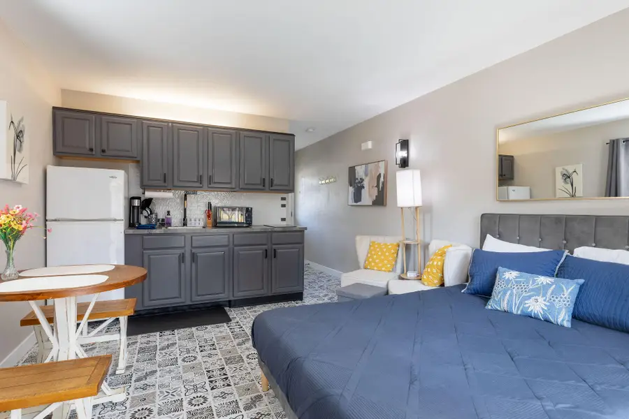 29 Fall Creek Drive #Apt 10, Branson, MO 65616 - #3