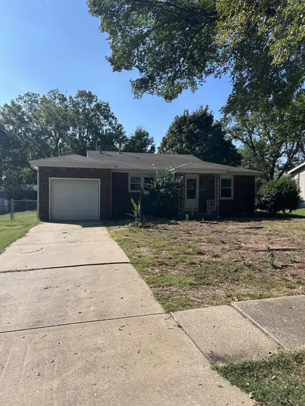 3039 S Parkview Avenue, Springfield, MO 65804