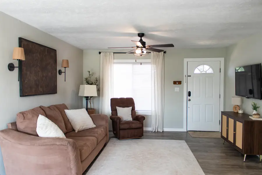 221 S Meadowlark Street, Fair Grove, MO 65648 - #2