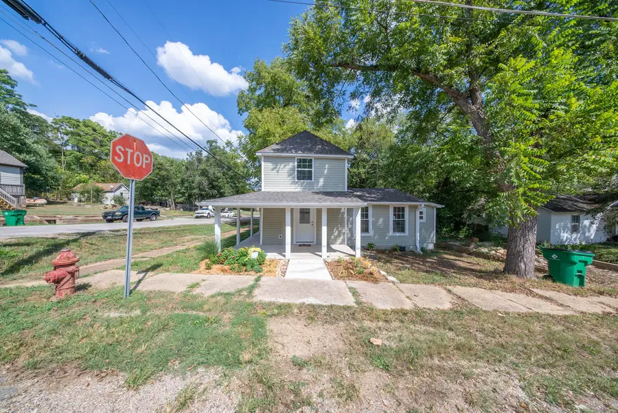 424 N 3rd Street, Thayer, MO 65791 - #3