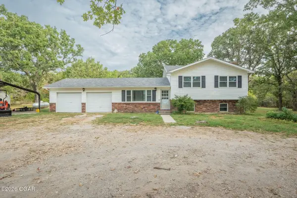 883 Lark Road, Goodman, MO 64843