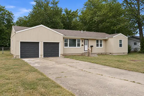1259 E Berkeley Street, Springfield, MO 65804