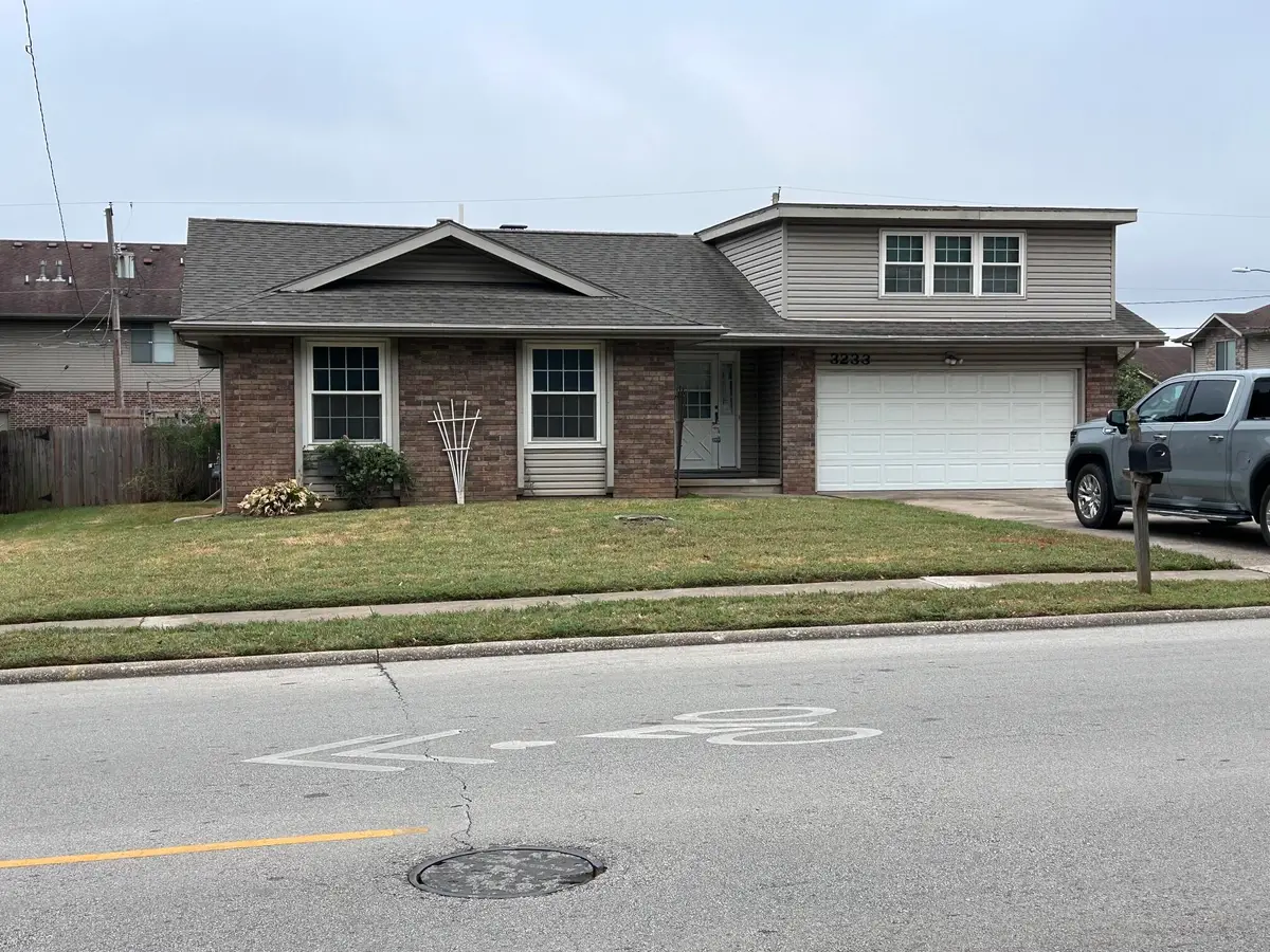 3233 S Jefferson Avenue, Springfield, MO 65807 - #1