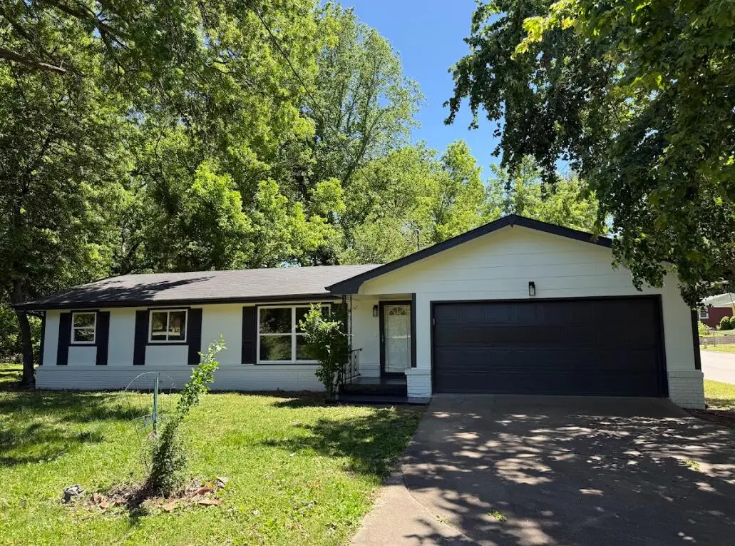 928 Walnut Lawn Court, Springfield, MO 65807 - #1