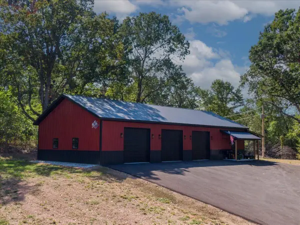 3425 Old 60 Drive, Seneca, MO 64865