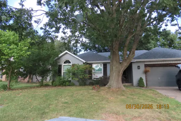 5670 S Jefferson Avenue, Springfield, MO 65810