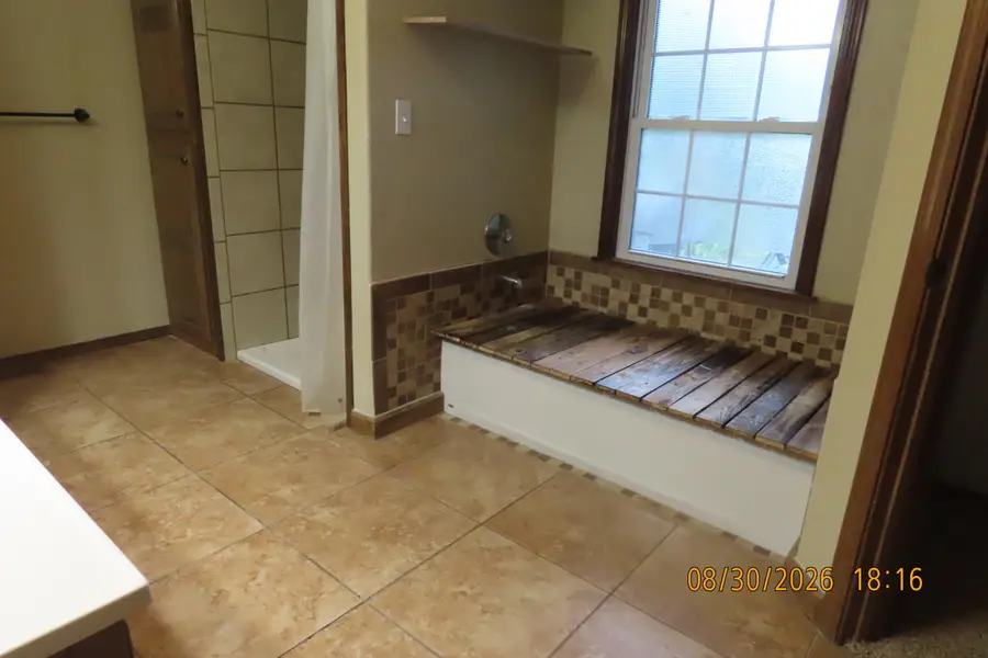 5670 S Jefferson Avenue, Springfield, MO 65810 - #3