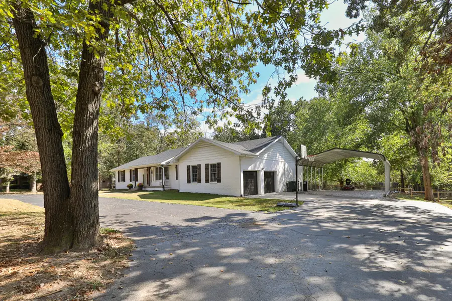 1128 E 425th Road, Bolivar, MO 65613 - #3