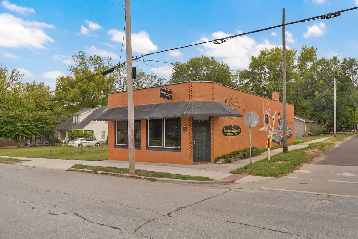 212 S Lafontaine Avenue, Springfield, MO 65806 - #1