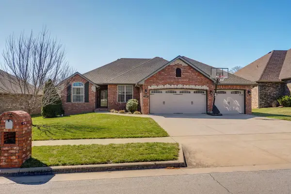 3184 W High Point Street, Springfield, MO 65810