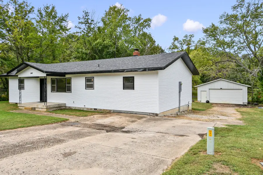 546 Massey Street, Marshfield, MO 65706 - #2