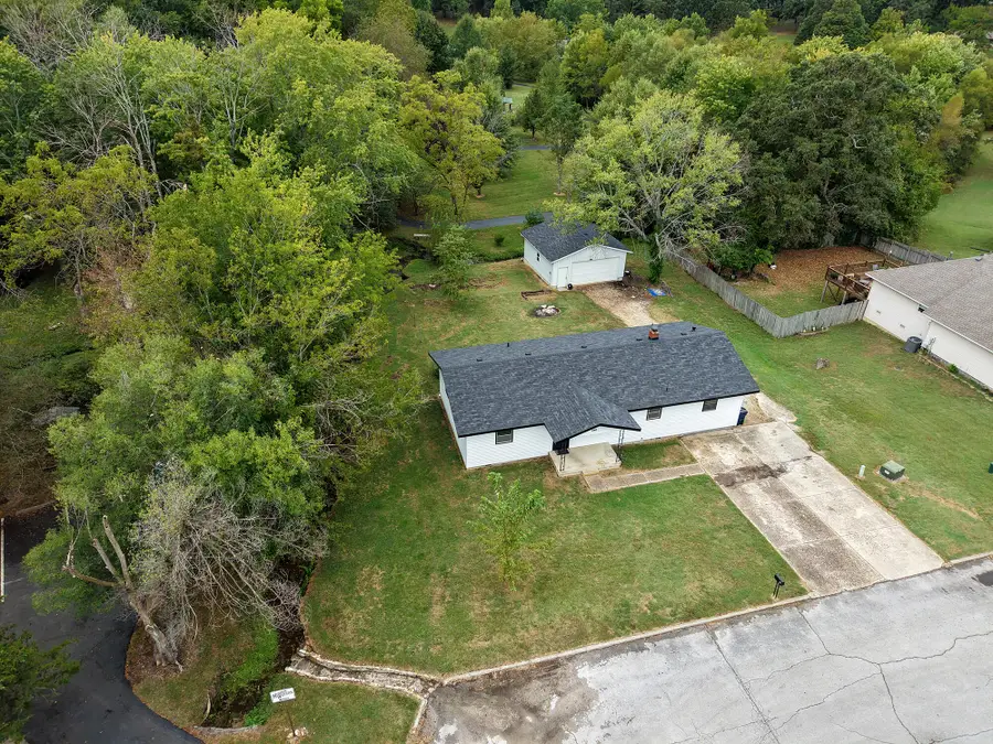 546 Massey Street, Marshfield, MO 65706 - #3